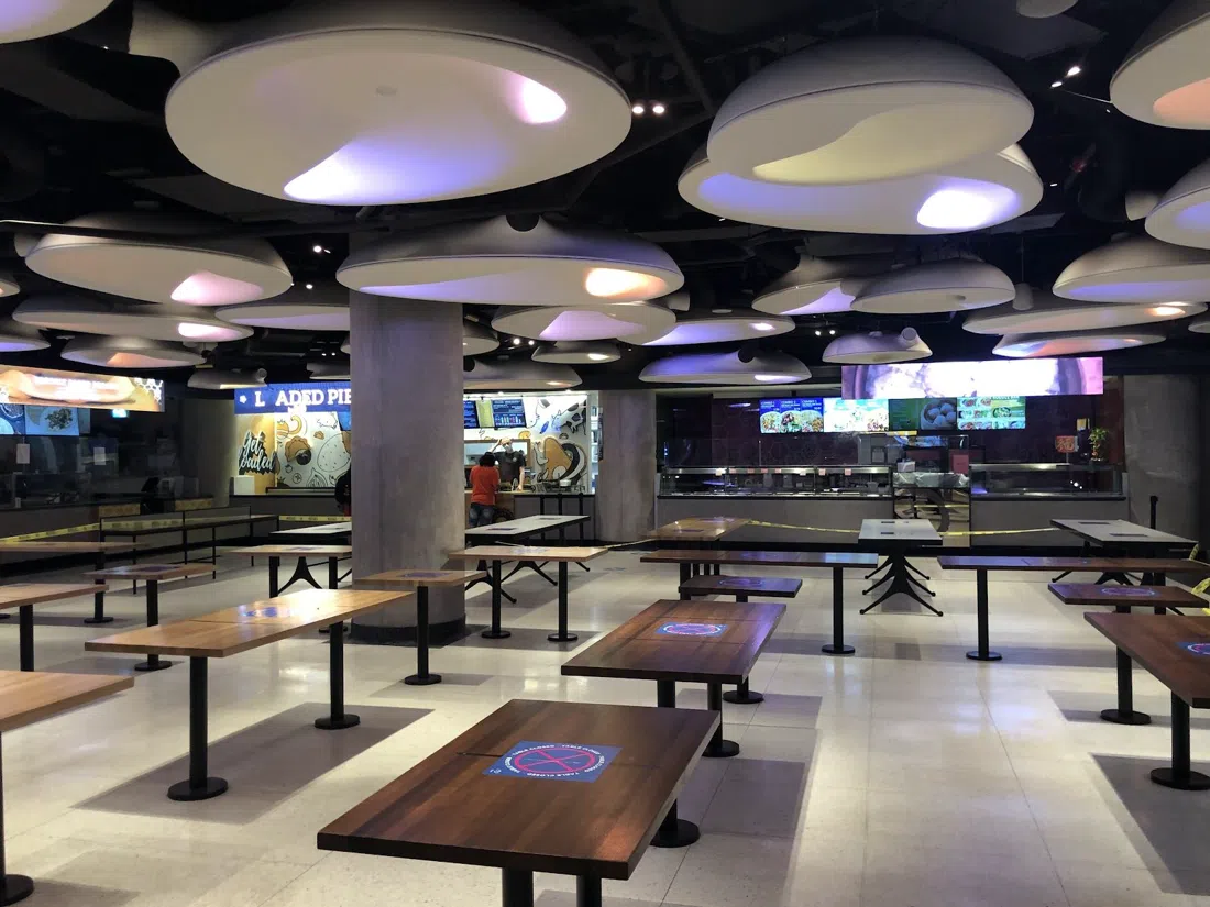 多伦多联合车站 – York Concourse美食广场