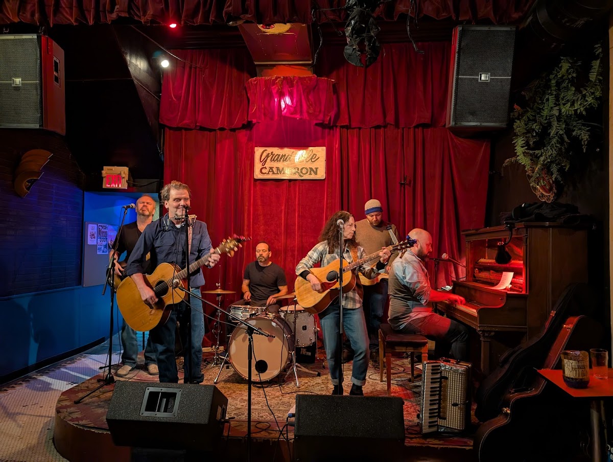 The Cameron House — photo 4