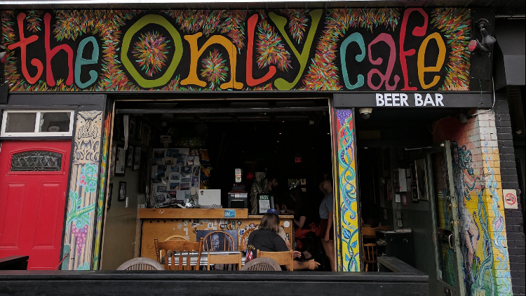 The Only Backpacker's Inn, Toronto